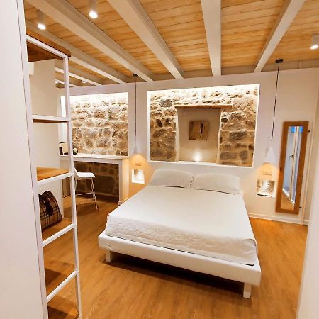 In Centro Da Viola - Eco Design Rooms Olbia Dış mekan fotoğraf