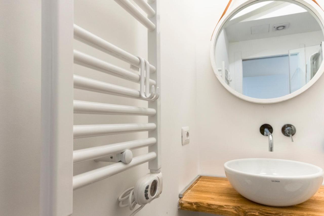In Centro Da Viola - Eco Design Rooms Olbia Dış mekan fotoğraf
