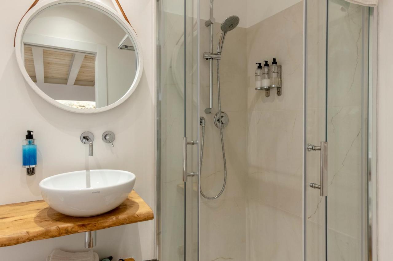 In Centro Da Viola - Eco Design Rooms Olbia Dış mekan fotoğraf