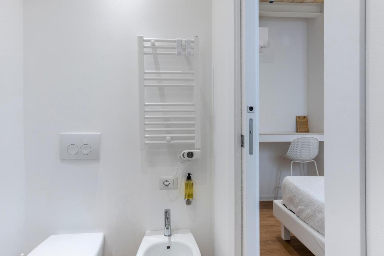 In Centro Da Viola - Eco Design Rooms Olbia Dış mekan fotoğraf