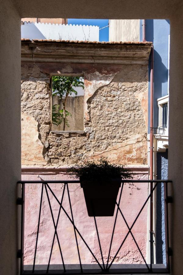 In Centro Da Viola - Eco Design Rooms Olbia Dış mekan fotoğraf