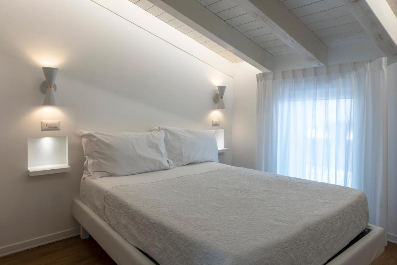 In Centro Da Viola - Eco Design Rooms Olbia Dış mekan fotoğraf