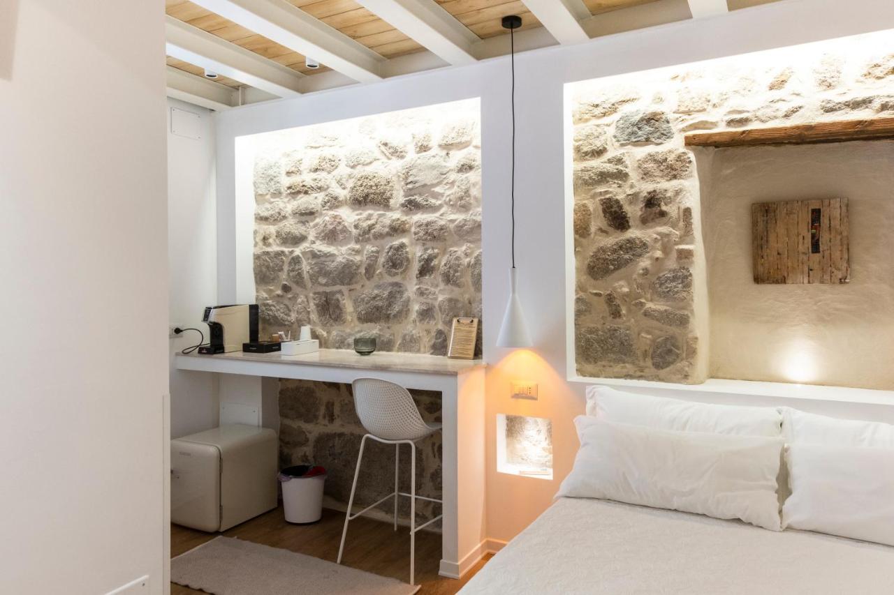 In Centro Da Viola - Eco Design Rooms Olbia Dış mekan fotoğraf
