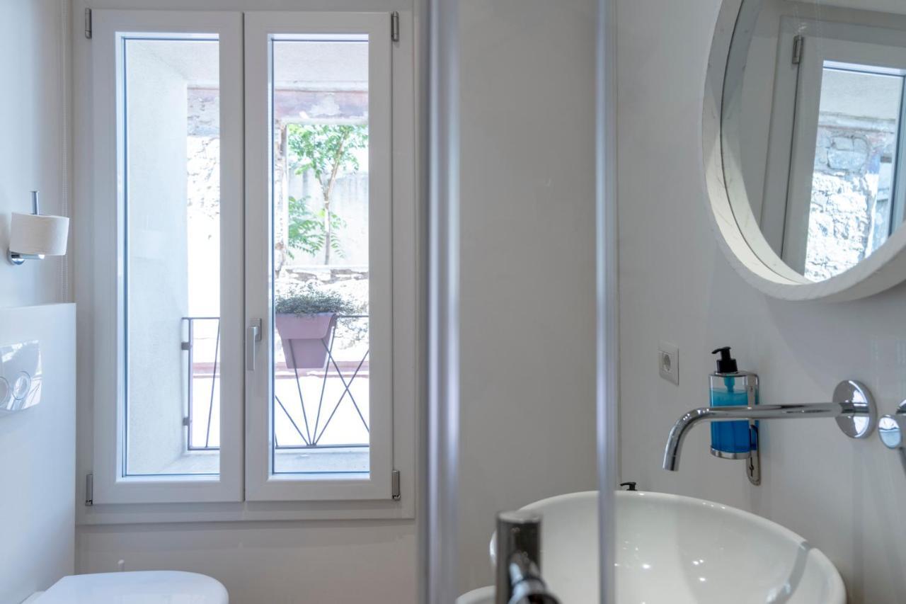 In Centro Da Viola - Eco Design Rooms Olbia Dış mekan fotoğraf