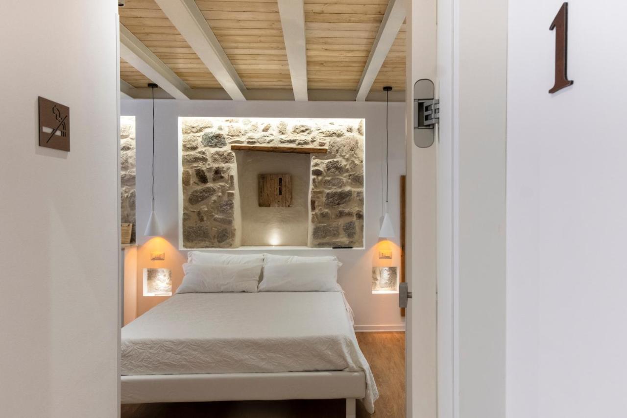 In Centro Da Viola - Eco Design Rooms Olbia Dış mekan fotoğraf