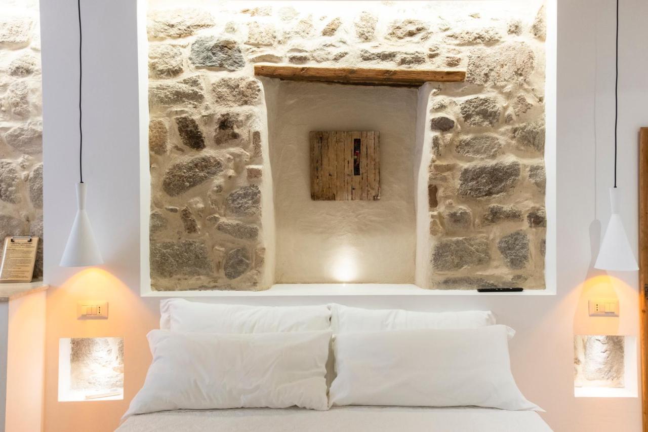 In Centro Da Viola - Eco Design Rooms Olbia Dış mekan fotoğraf